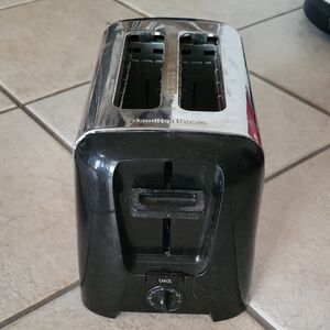 Hamilton Beach Black and Silver Toaster